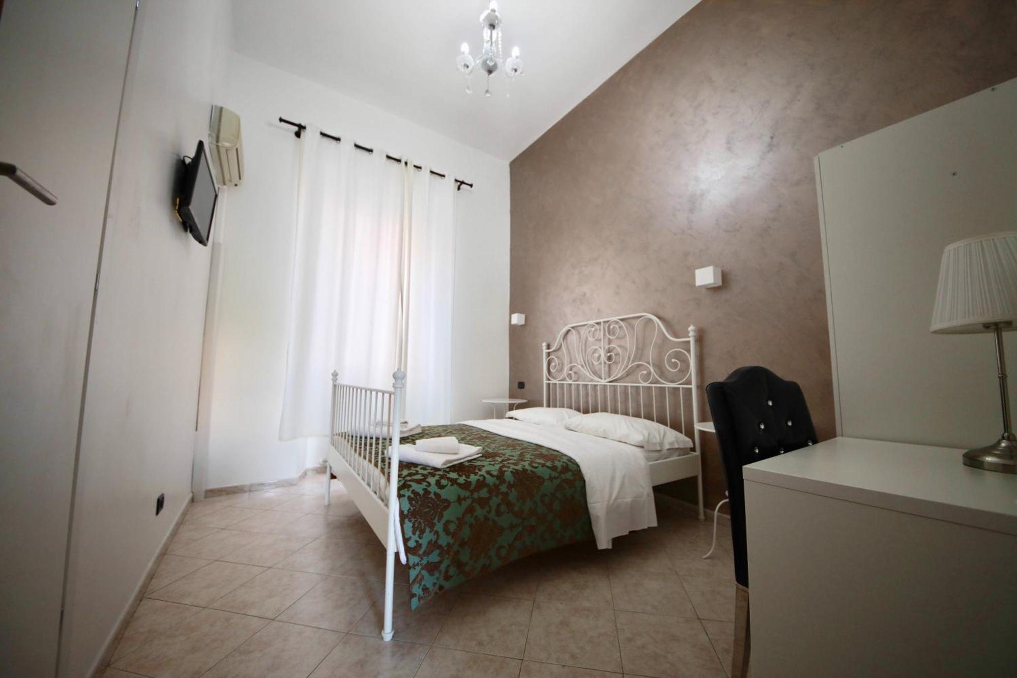 Classic Double Room