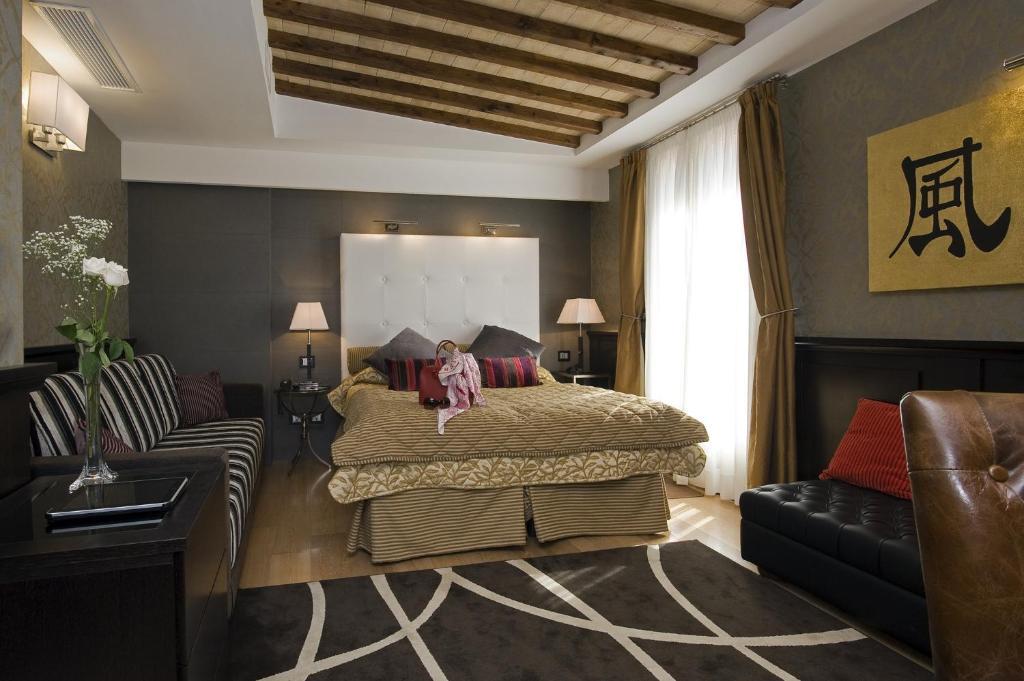 Junior Suite,61224580:JPEG