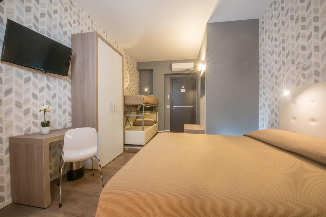 Triple Room Private Bathroom