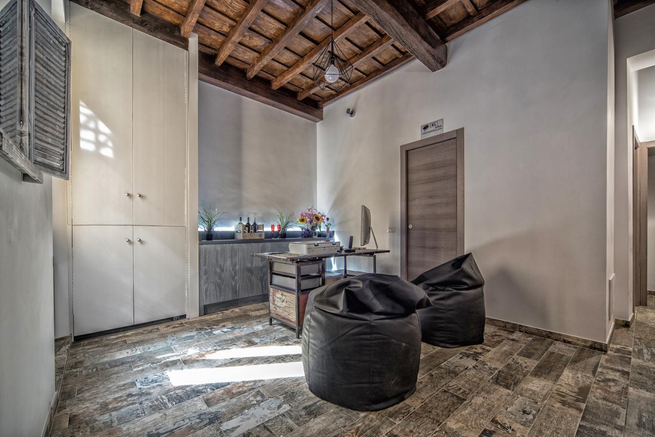Triple Room Bath