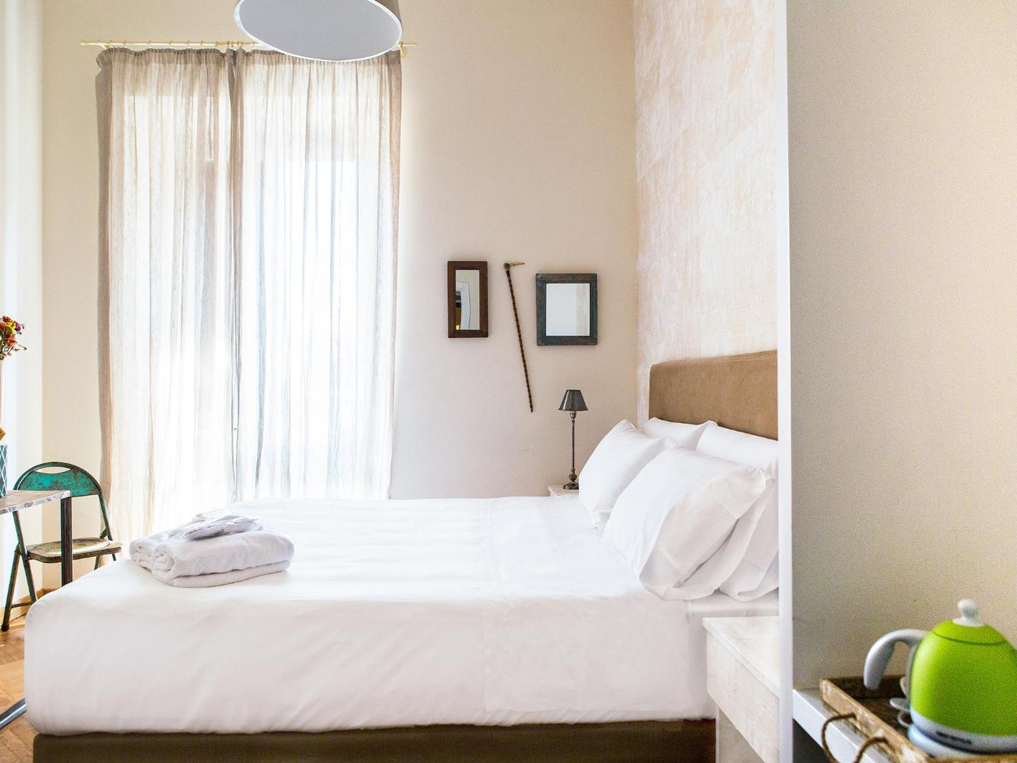 Double Room,1706860374:JPEG