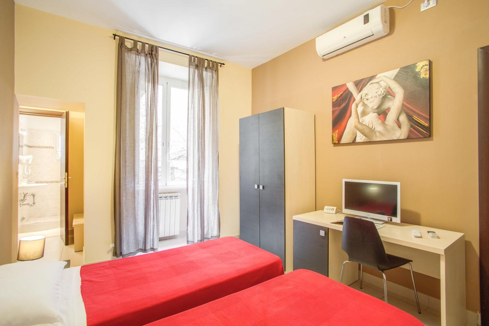 Twin Room,693617715:JPEG