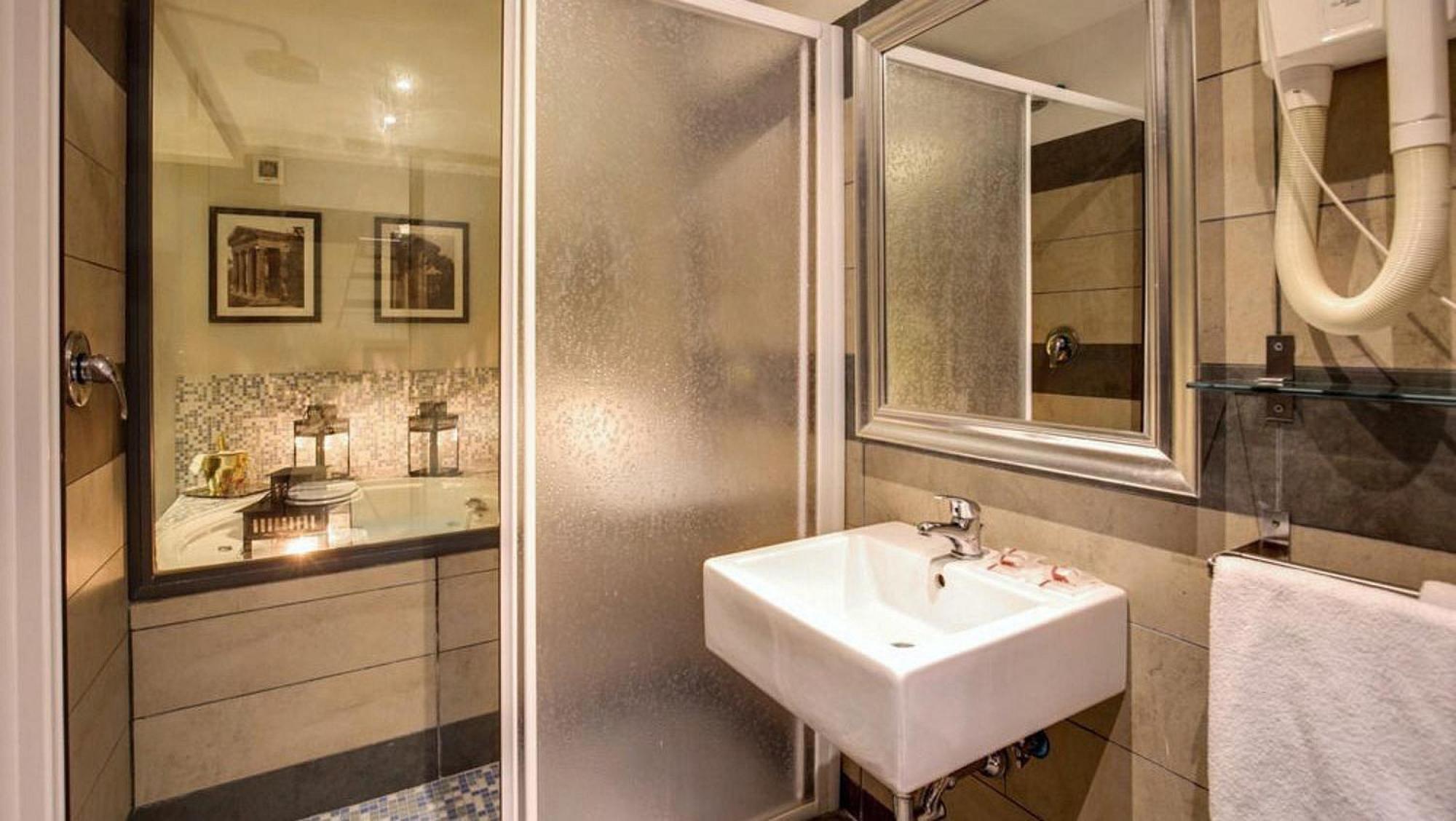 Suite Spa Bath