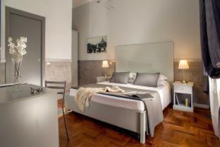 Double Room,694057542:JPEG