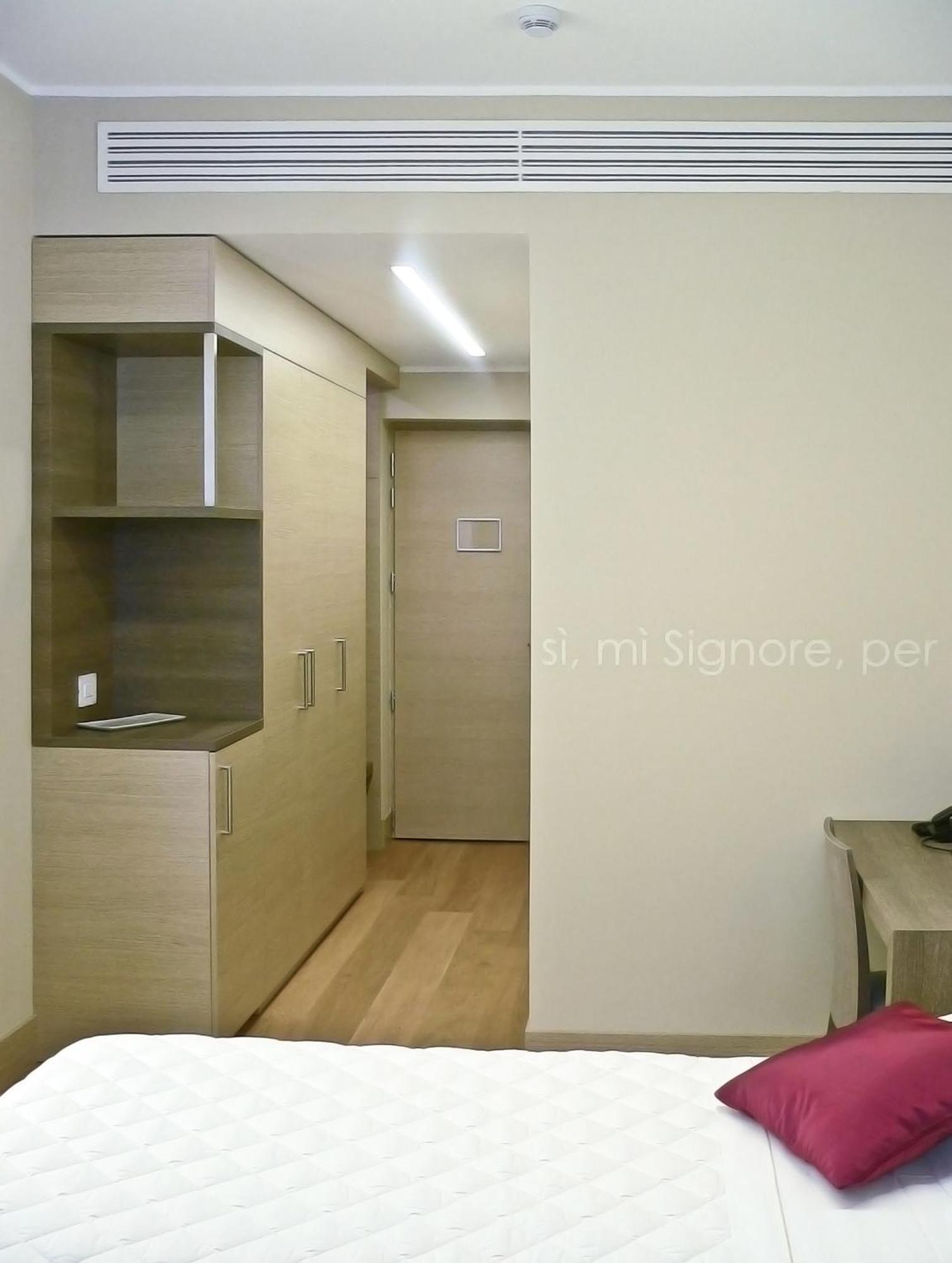 Single Room,1014859516:JPEG