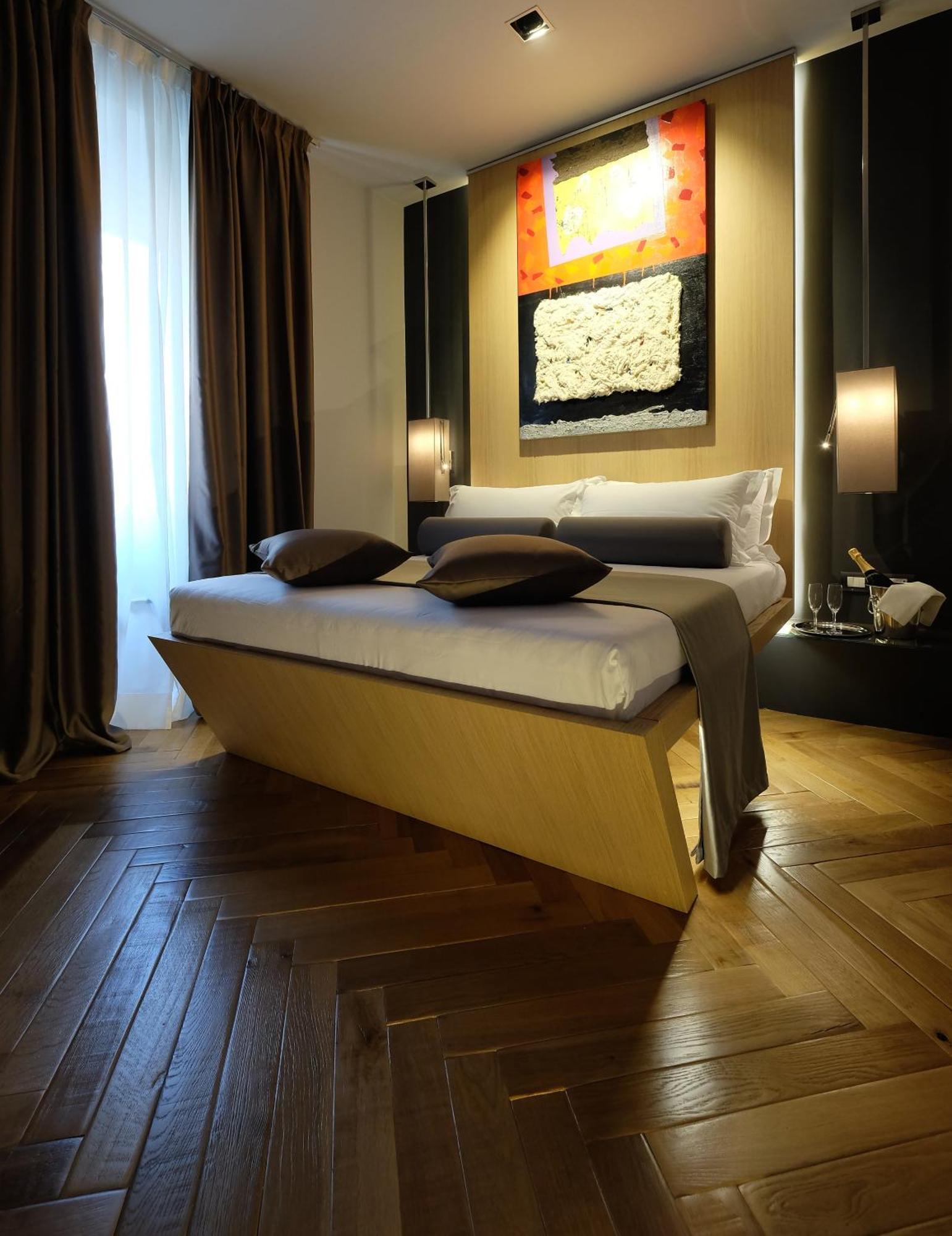 Superior Double Room City View