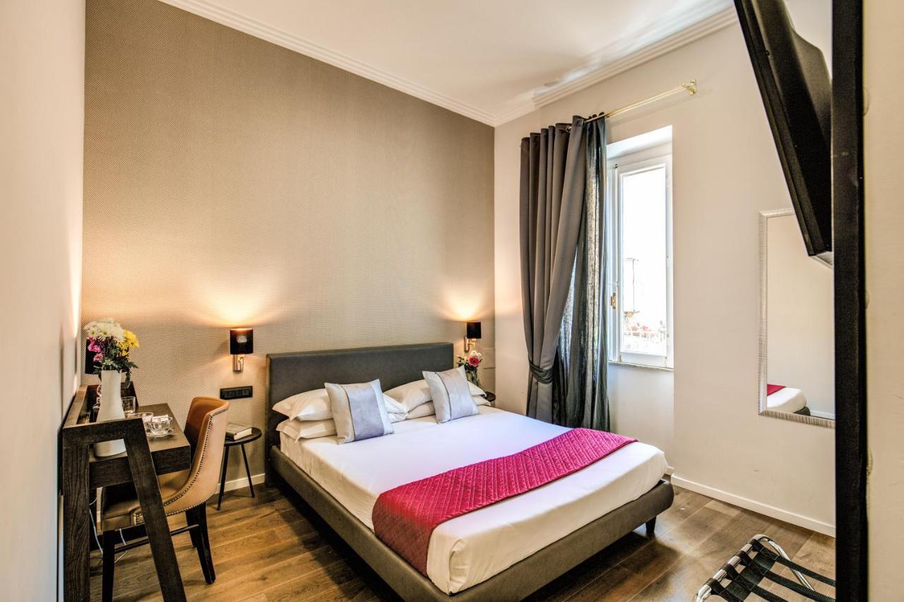 Queen Room