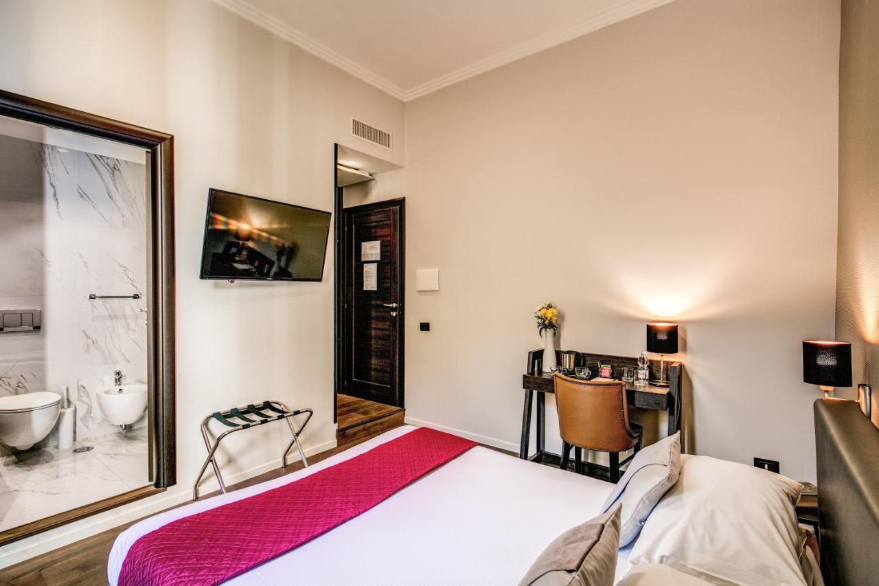 Queen Room