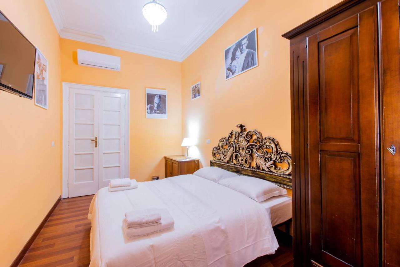 Double Room Private External Bathroom