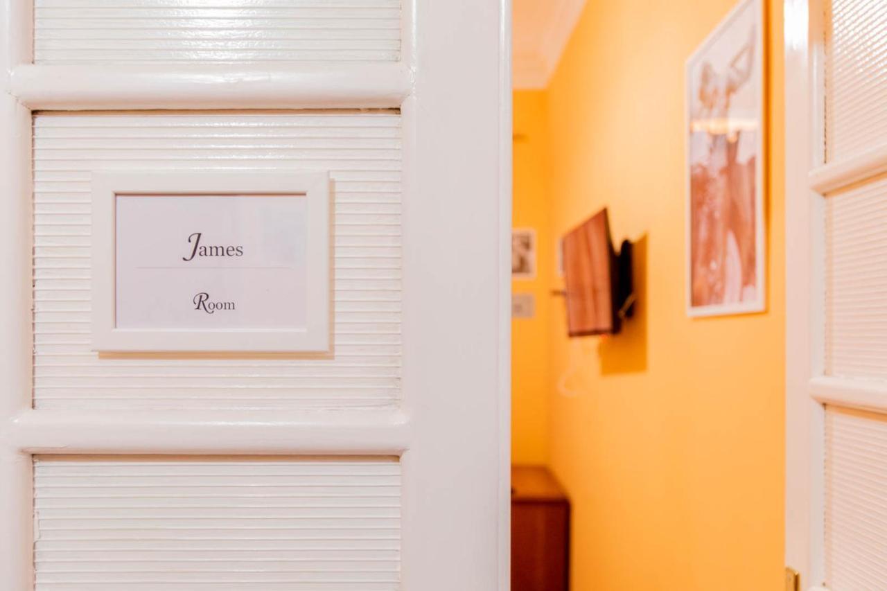Double Room Private External Bathroom