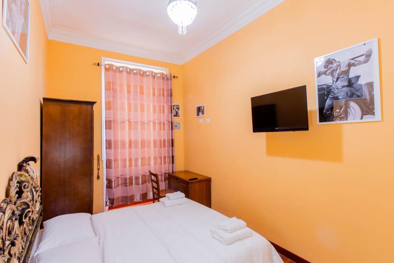 Double Room Private External Bathroom