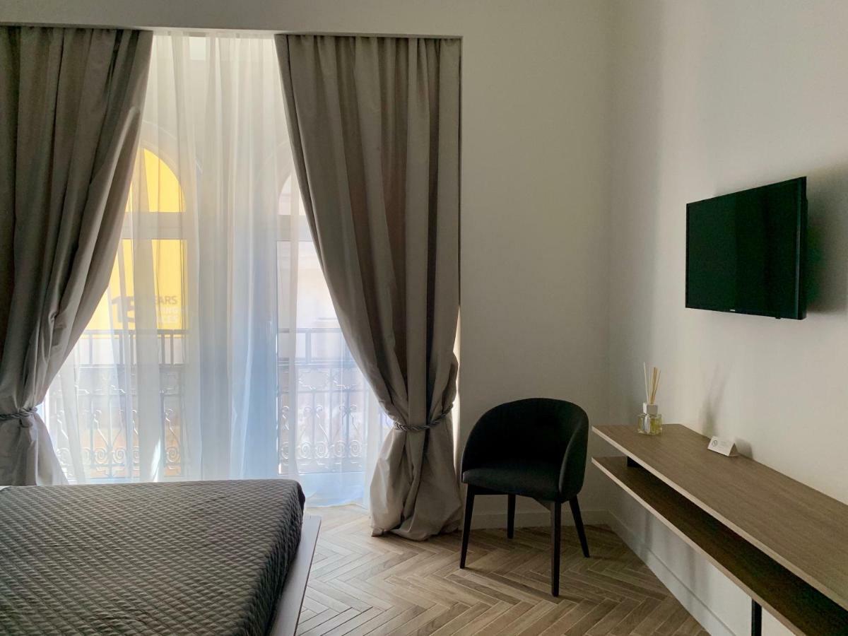 Deluxe Double or Twin Room City View