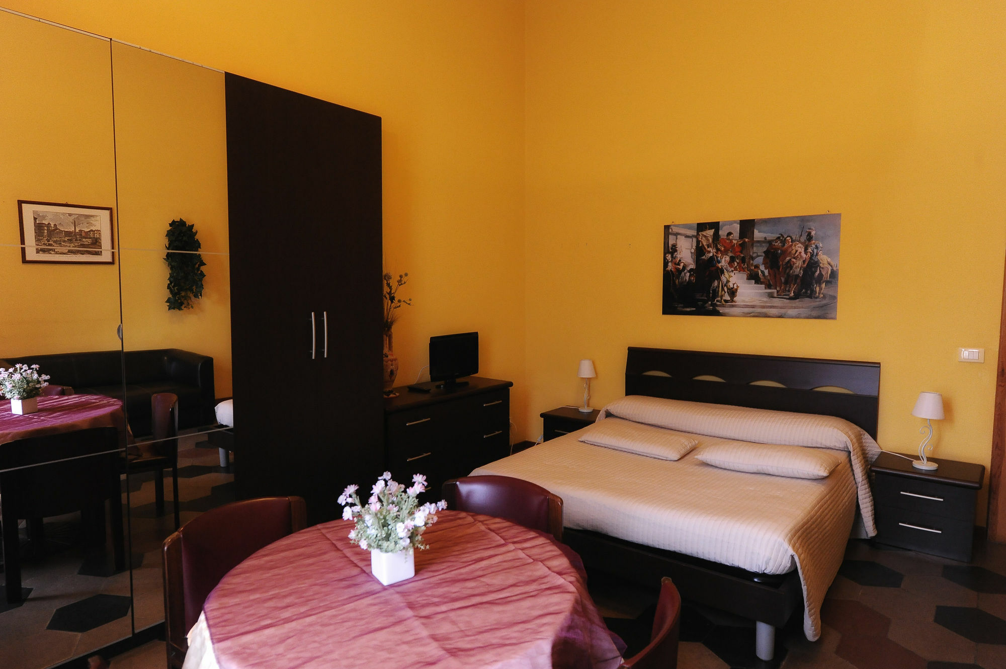 Triple Room