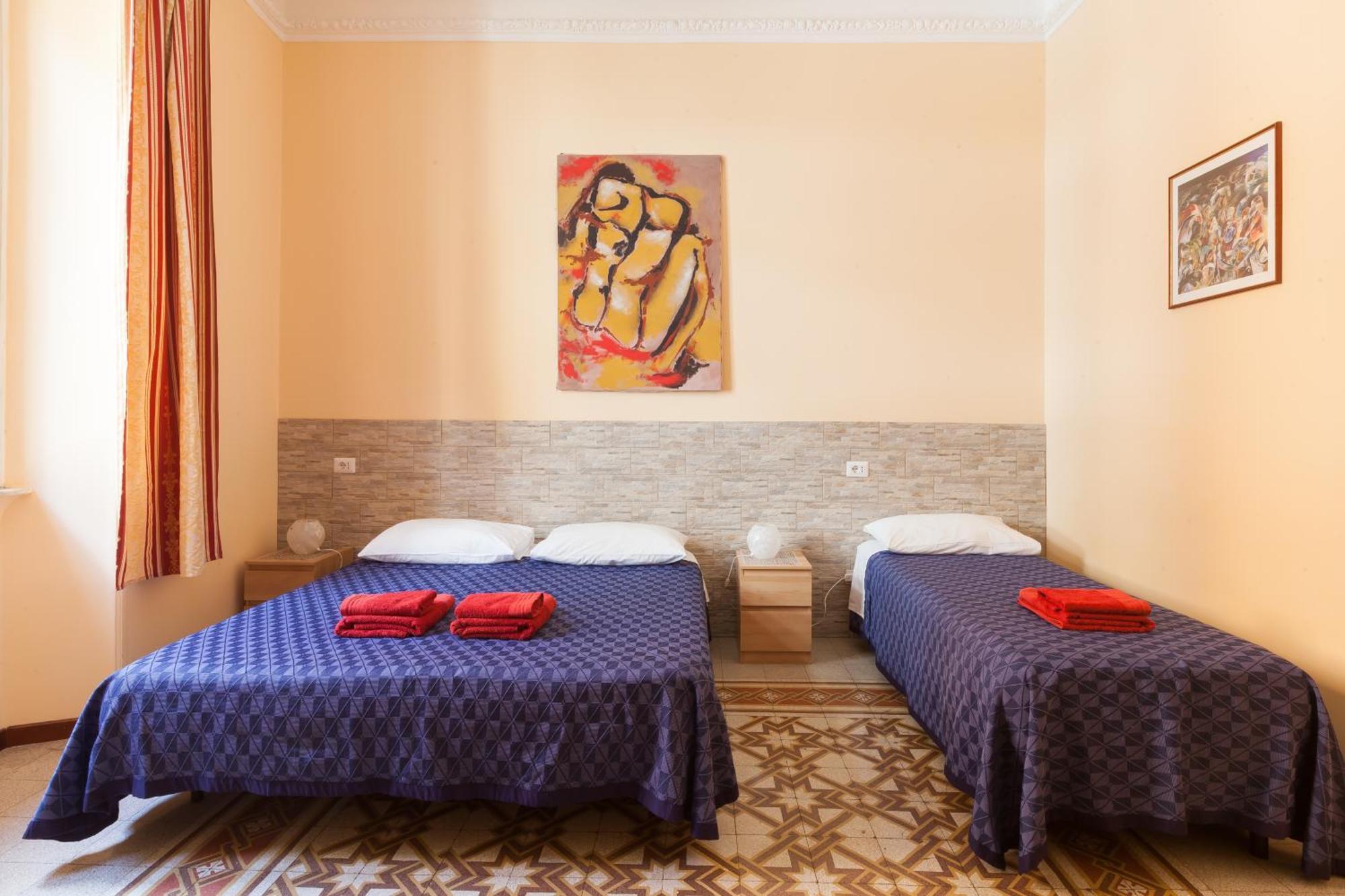 Quadruple Room with Private External Bathroom