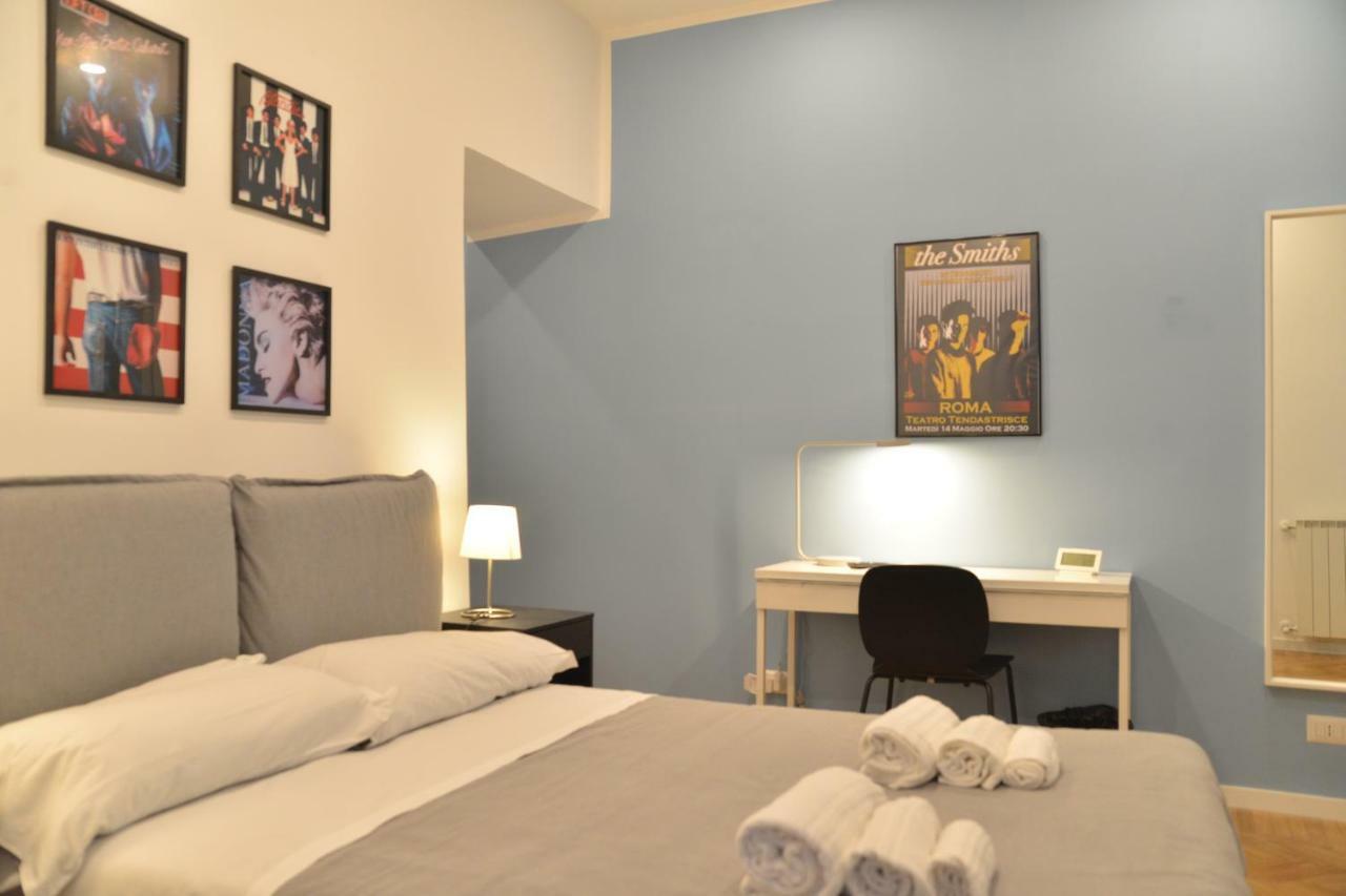 Deluxe Double Studio,833798333:JPEG