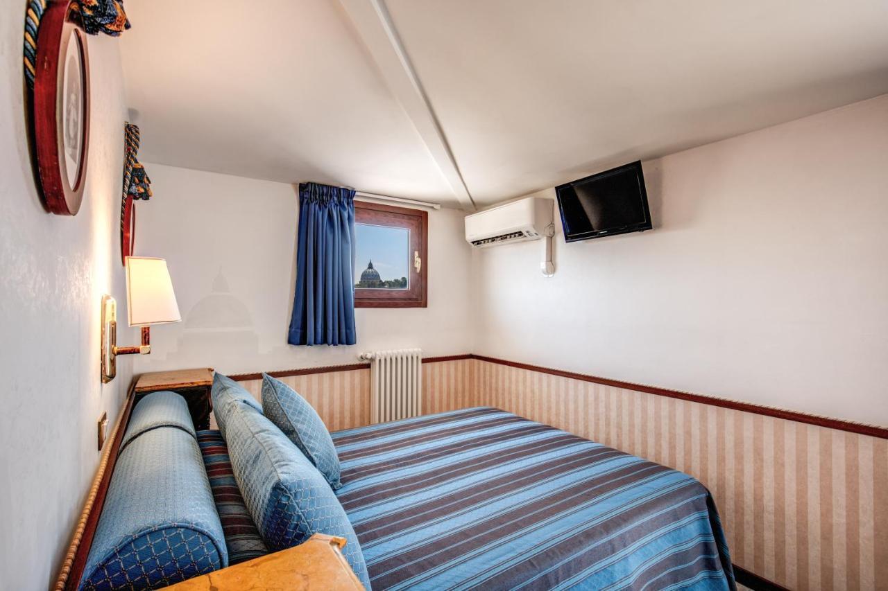 Vintage Double Room Terrace