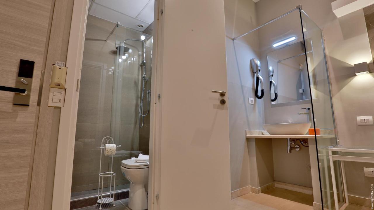 Small Single Room