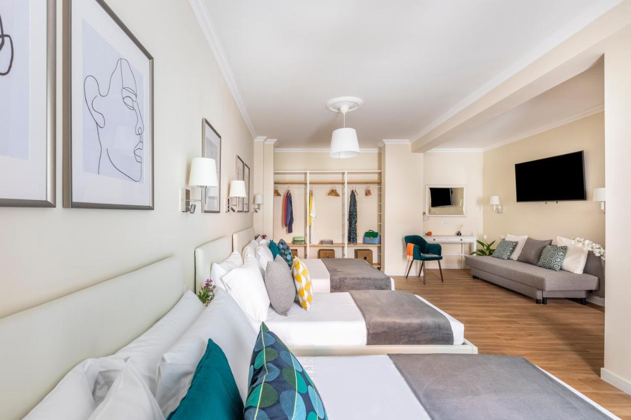 Superior Family Room