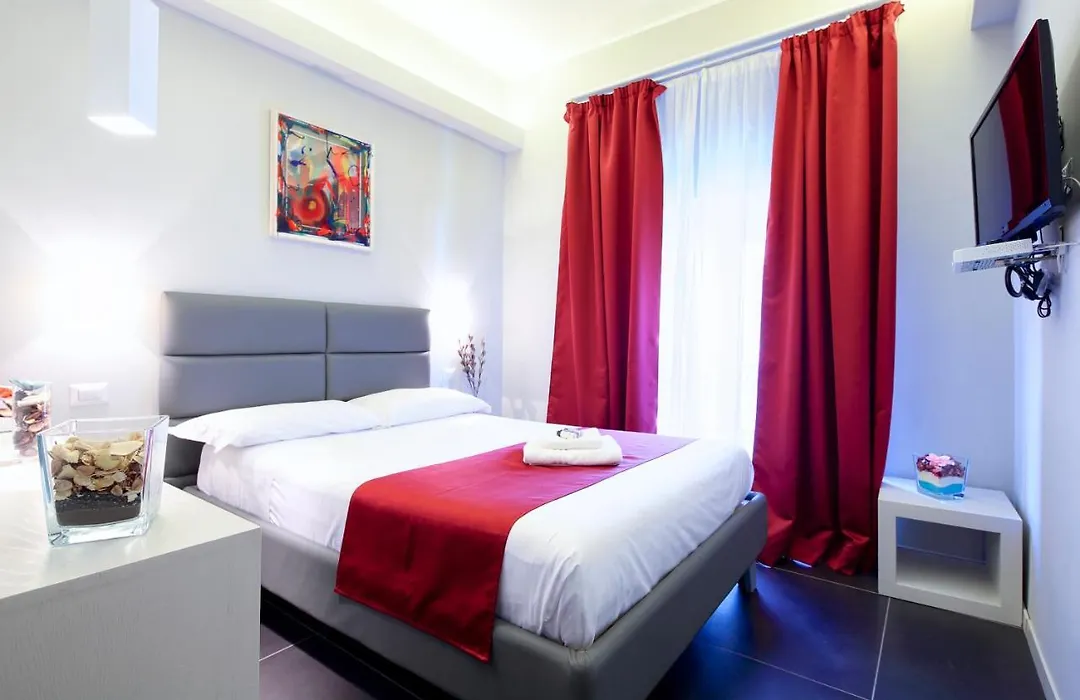 Nearhome Smart Suites Guest House-1