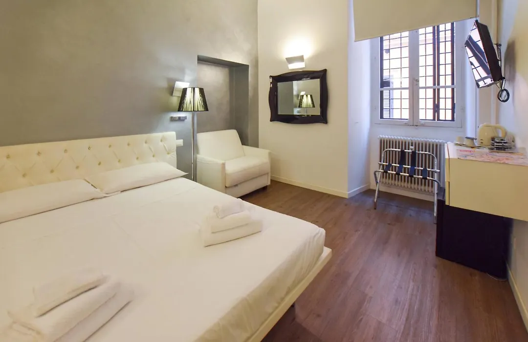 Navona Secret Stay Guest House-1
