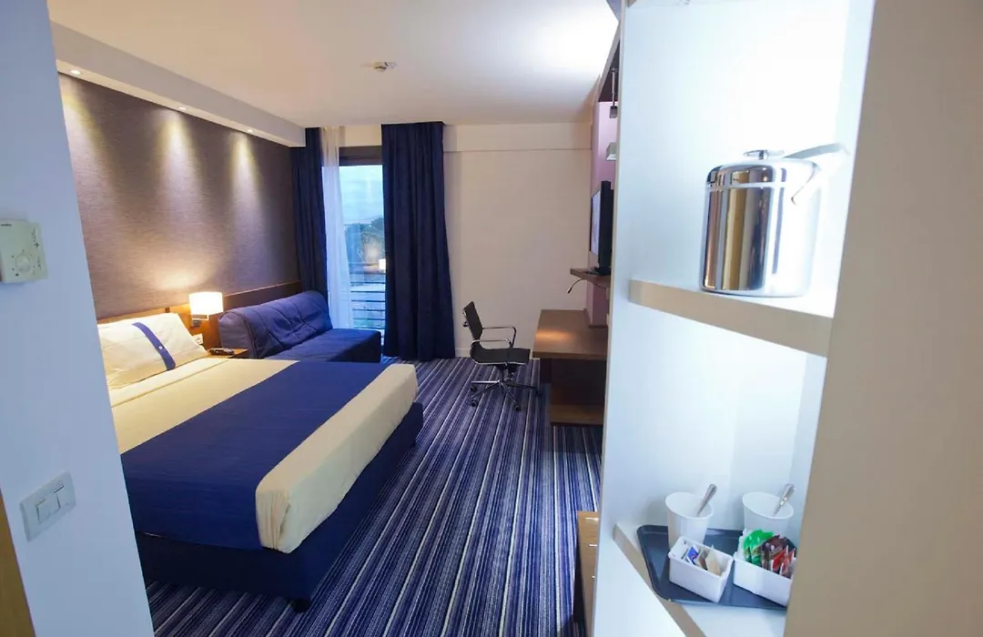 Gp Hotel-1