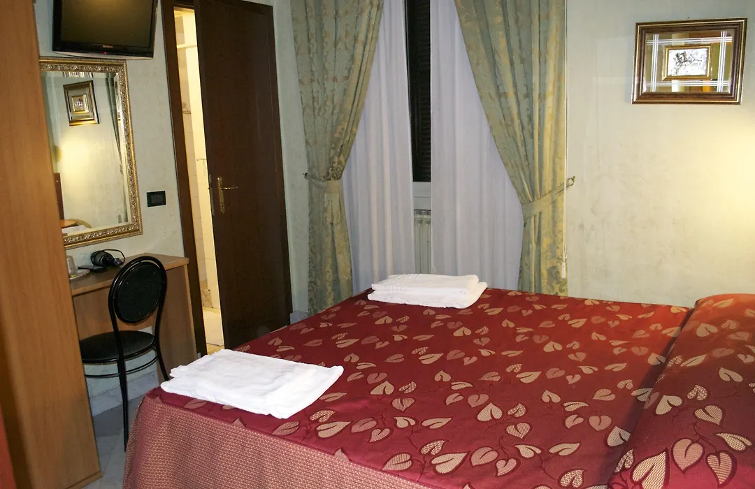 Hotel Ferrarese-1