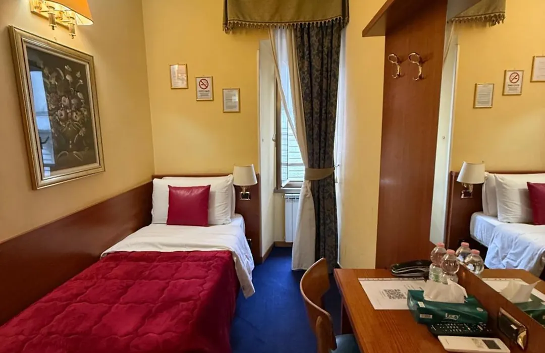 Hotel Fenicia-1