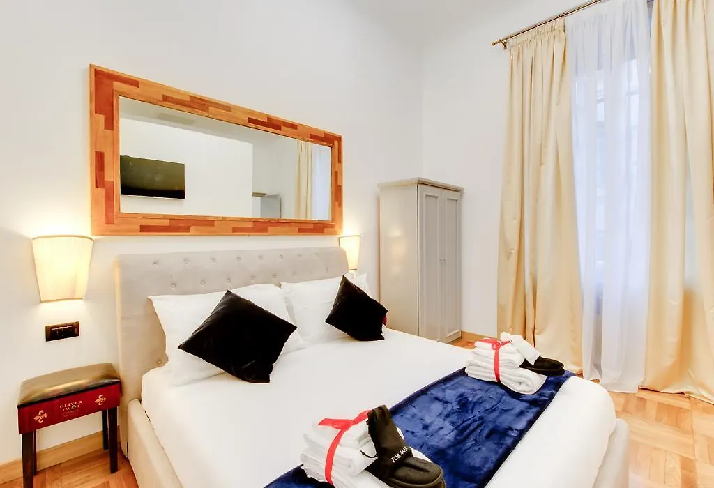 Queen Palace Suites-1