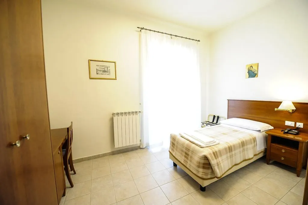 Casa Caburlotto Roma-1
