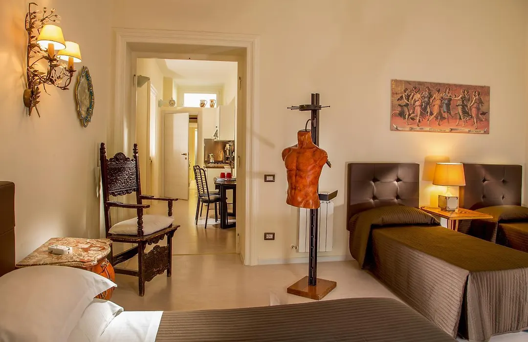 Roma Central Guest House-1