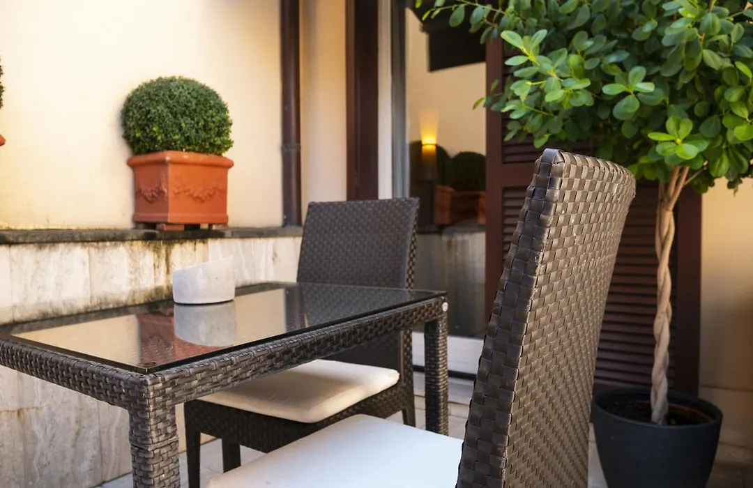 Intown Luxury House-1