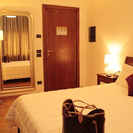 St. Peter' Six Rooms & Suites Rome: 3 star Hotel with a Minimum Price