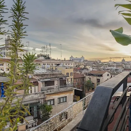 U-Visionary Roma Hotel-2