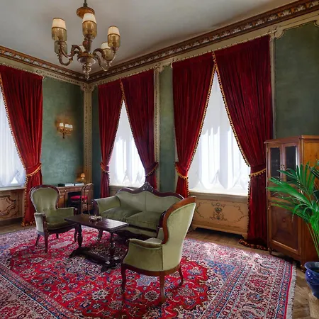 Hotel Locarno-2