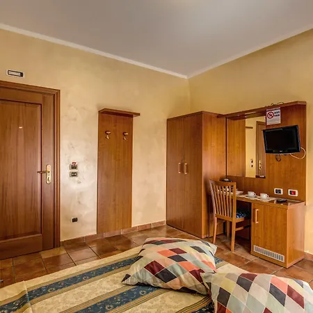 Hotel Maryelen-2