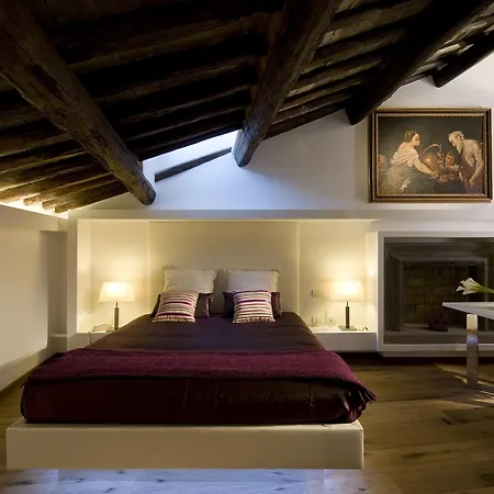 Gigli D'Oro Suite-3