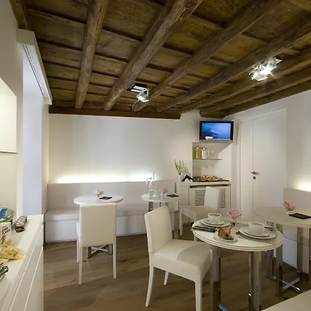 Gigli D'Oro Suite-2