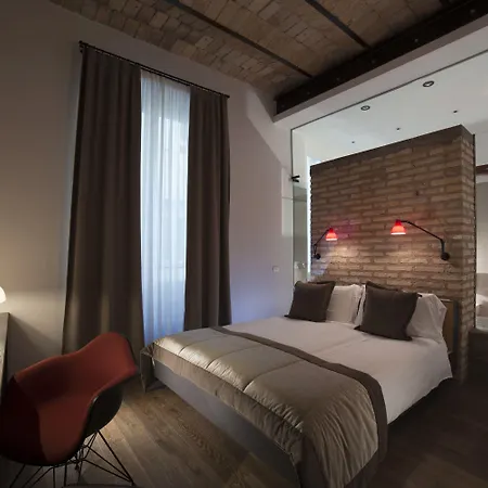 Atypical Rooms-3