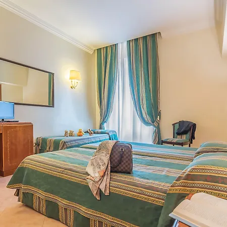 Raeli Hotel Floridia-3