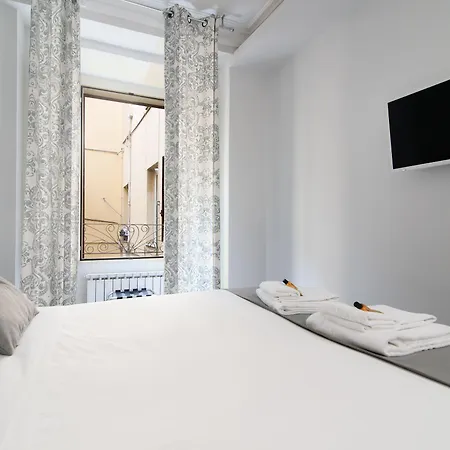 White Caesar Guesthouse-2