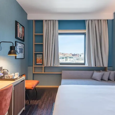 Hilton Garden Inn Rome Colosseum-3
