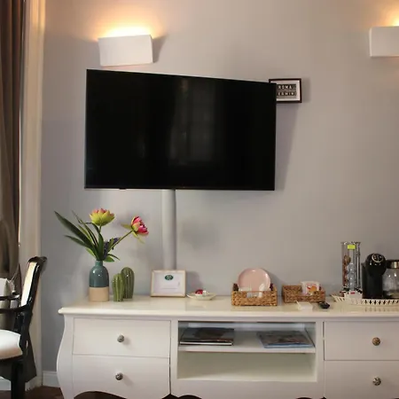 Athena Guest House-3