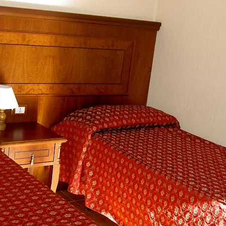 Hotel Cinecitta-3