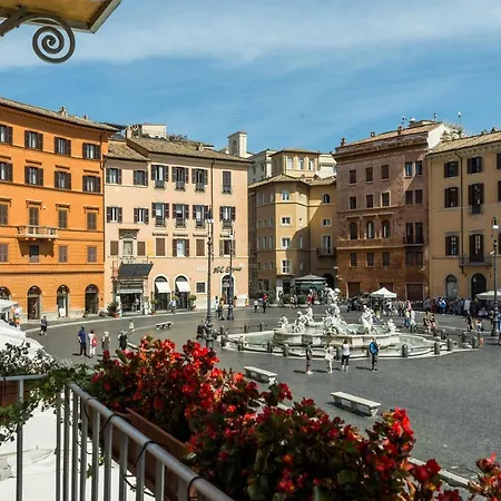 Hub Navona-3