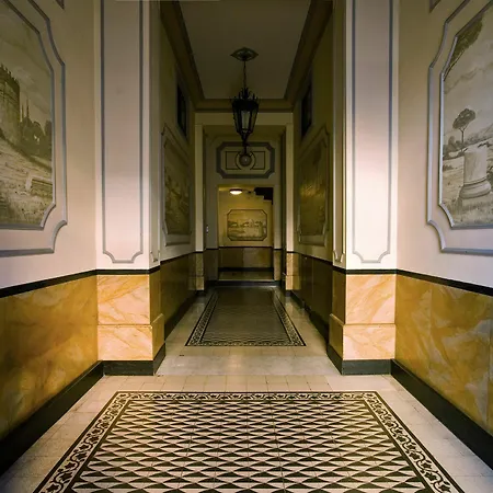 Hotel Appia 442-3