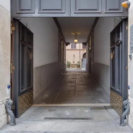 Delsi Suites Pantheon-2