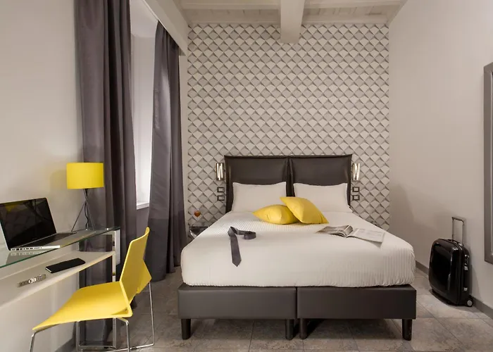 Gcf Luxury Suites, Guest House Rome