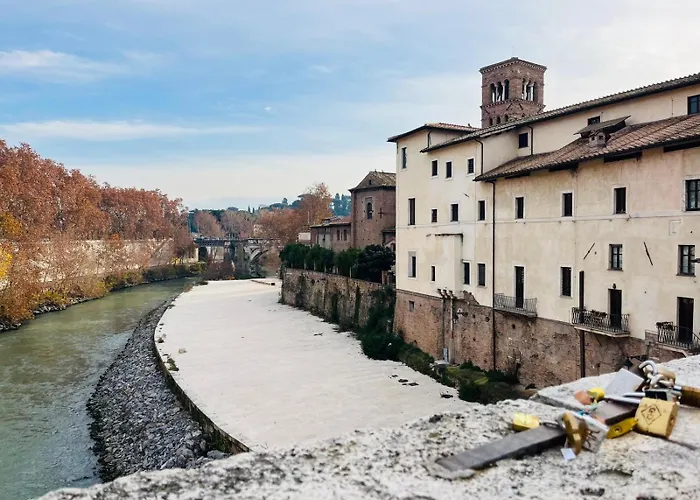 Torre Tolomei Trastevere