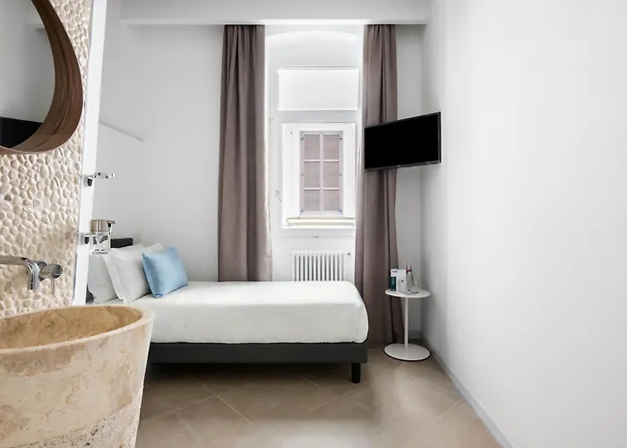 Numa Rome Tullo Hotel