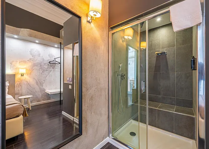 Four Rivers Suites Rome